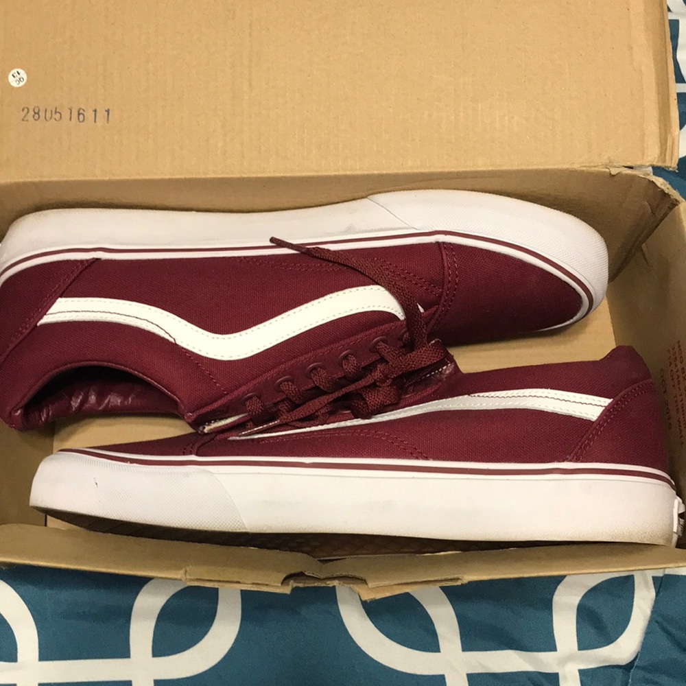 Low-top vans